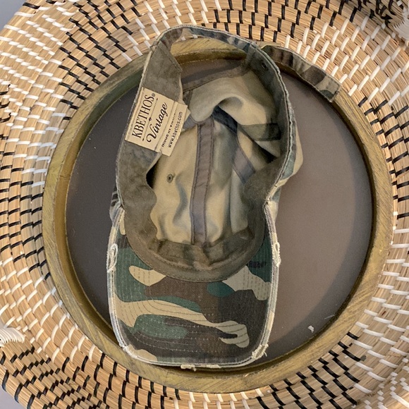 K Bethos Vintage distressed Camo hat, EUC with no defects, no stains - Picture 5 of 6
